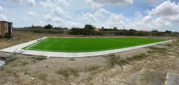 Crea afdak pa nos mini turf field 