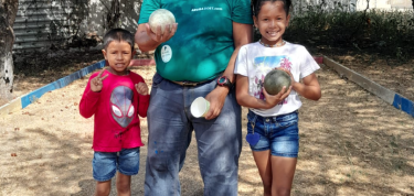 FRI: Pinta y drecha gardin na Grupo Scout Sonrisa