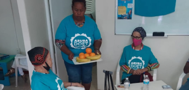 Nos grandinan y nos muchanan ta conta 