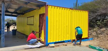 Container Dak repareren en verven 